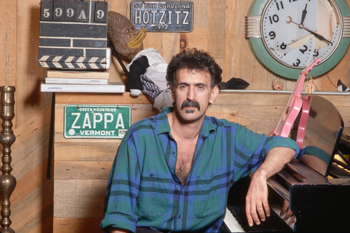 Frank Zappa in home studio